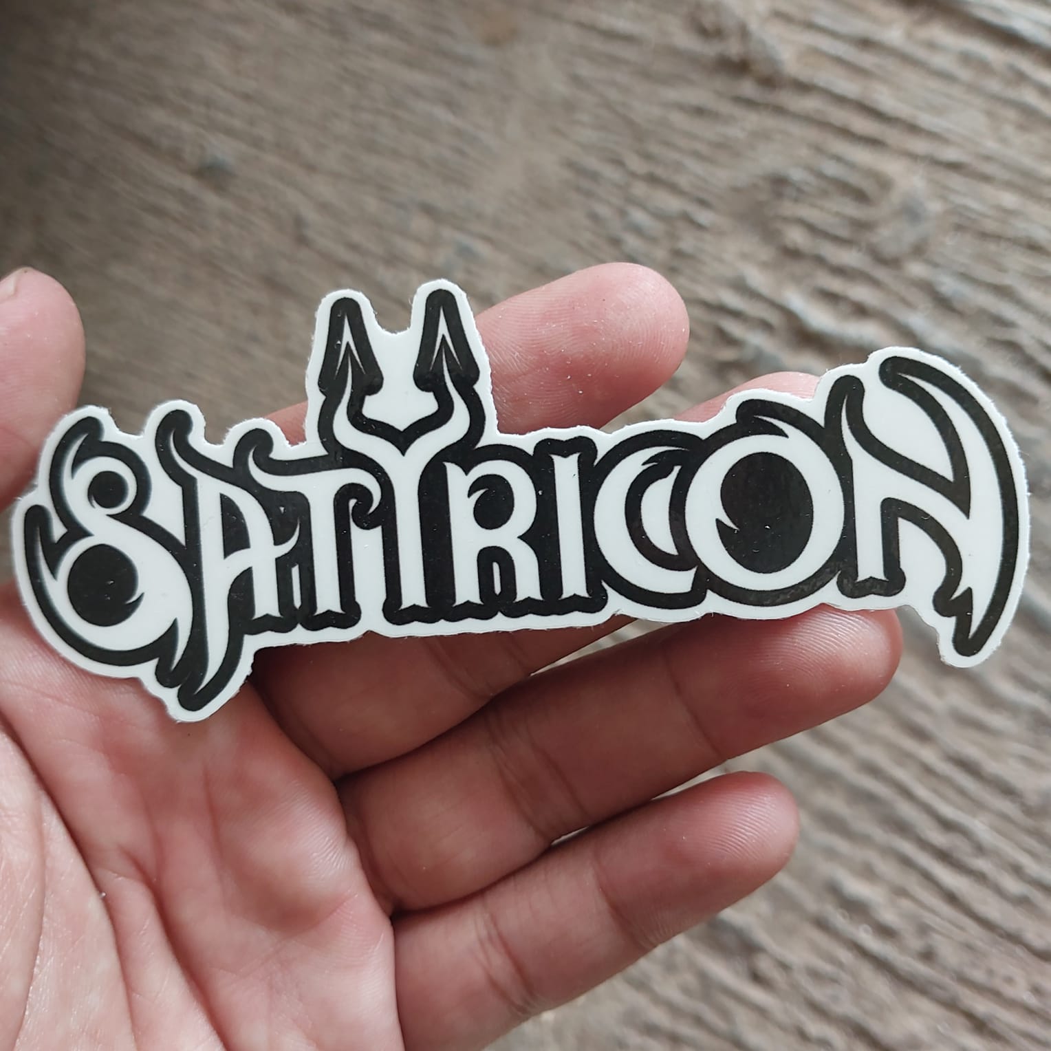 Patch écusson Satyricon – Broderie Métal Noir, Pour Vêtements Et Accessoires Metal