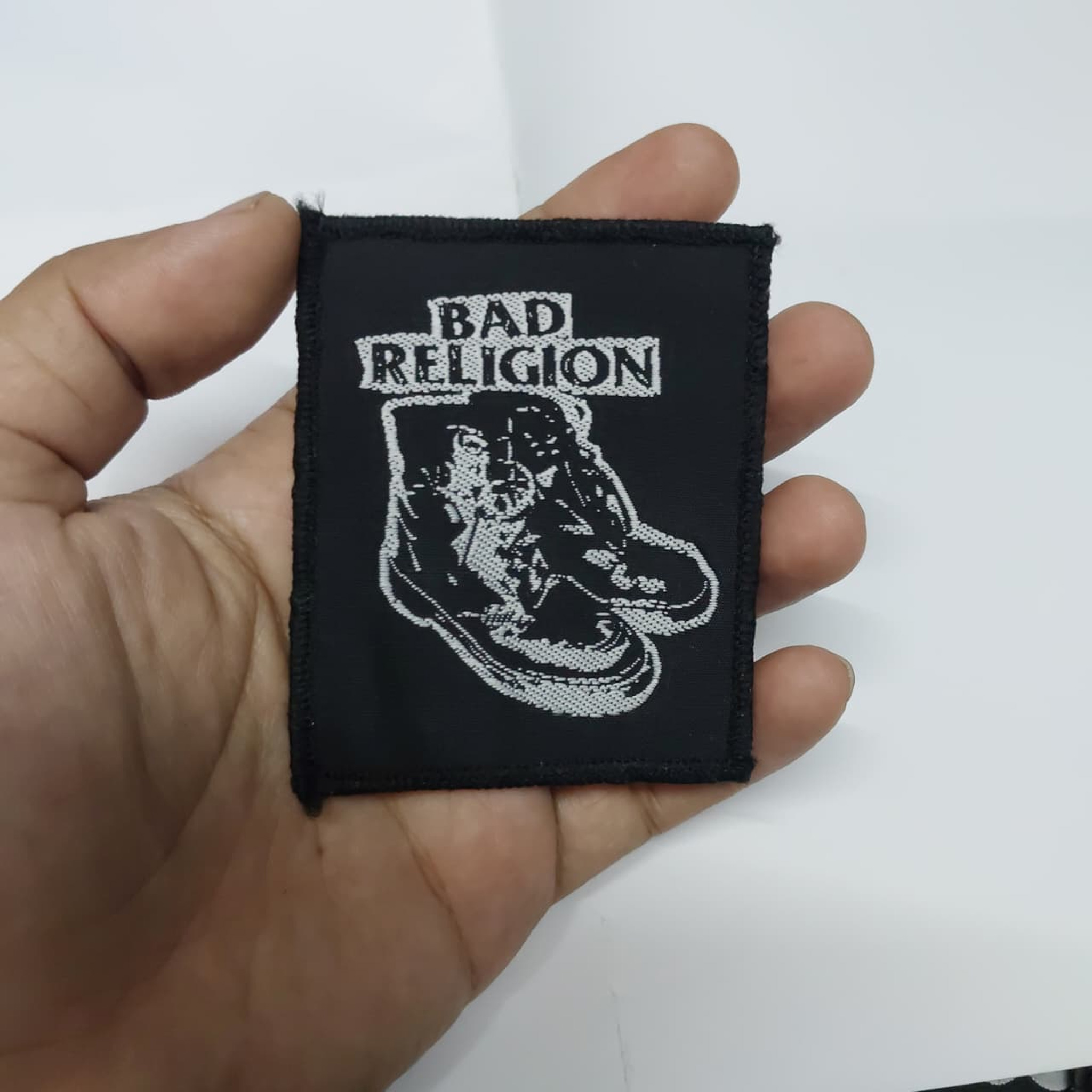 BADRELIGION-LOGO---WOVEN-PATCH-a
